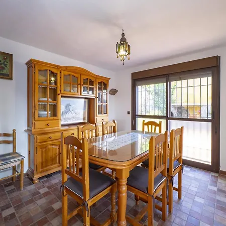 Cubo's Cerezos Holiday home