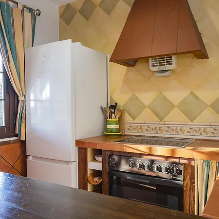 Cubo's Cerezos Holiday home *
